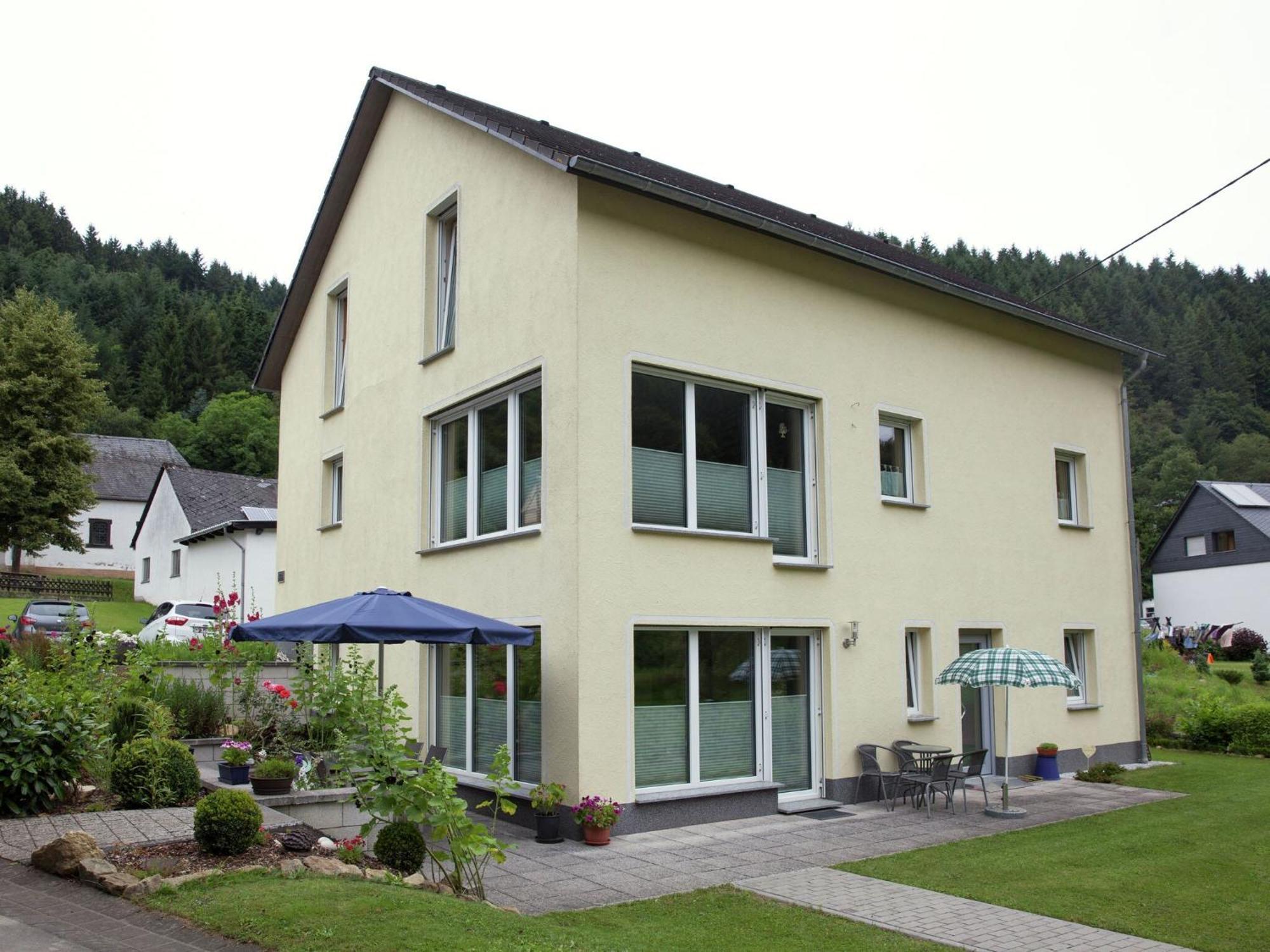 Apartment With Terrace And View Merschbach 외부 사진