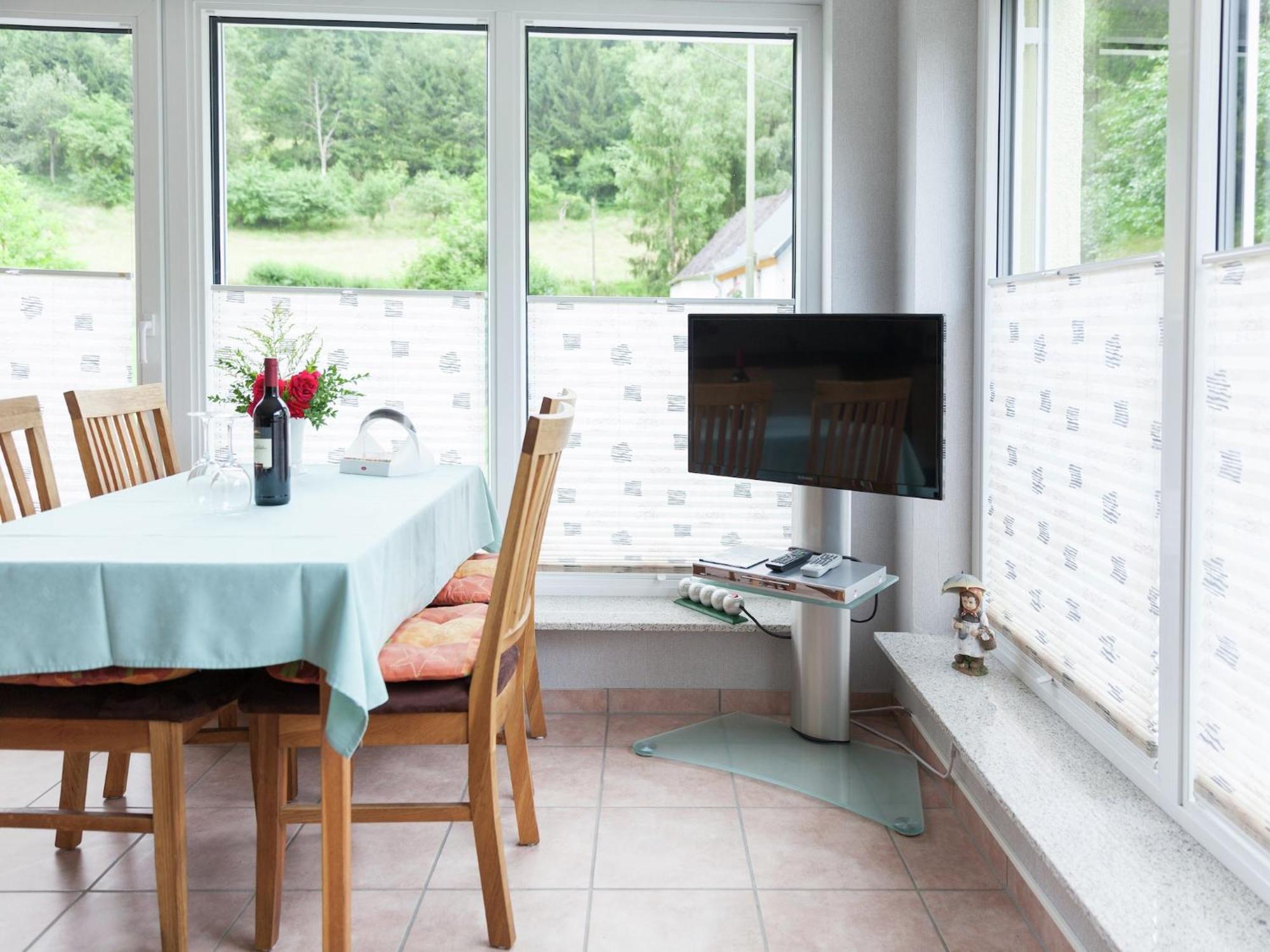 Apartment With Terrace And View Merschbach 외부 사진
