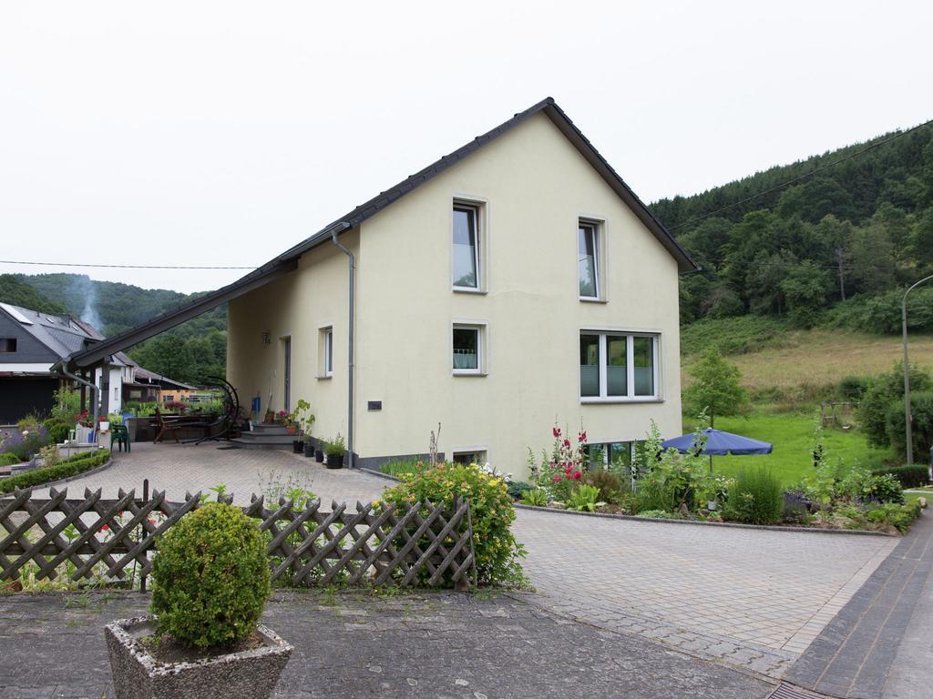 Apartment With Terrace And View Merschbach 외부 사진
